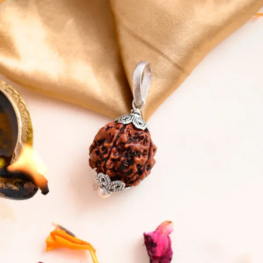 5 Mukhi rudraksha
